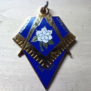1988 St. Louis Missouri Magnolia Lodge 626 1918-1988 Freemason Medal Pendant